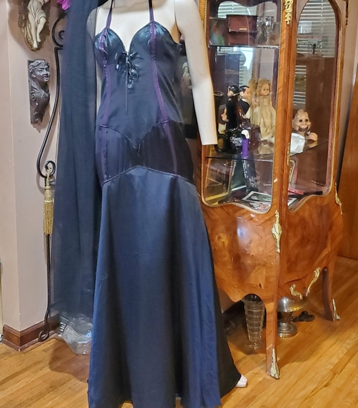 Lip Service Dresses & Skirts - Gorgeous Lip Service Vintage Rate Gothic Wedding Dress Corseted back